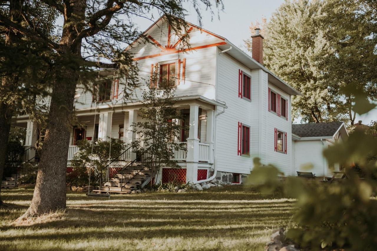 Almatoit Bed & Breakfast Екстериор снимка
